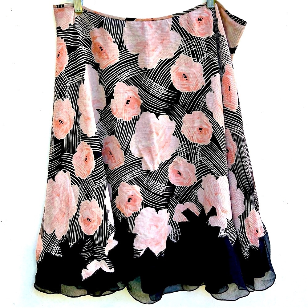💐 LINDA ALLARD for ELLEN TRACY SILK BLACK FLORAL SKIRT - Picture 2 of 13